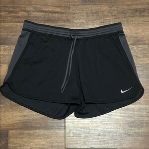 Nike Dri-Fit Women's Black and Gray Athletic Shorts With Drawstring - XL